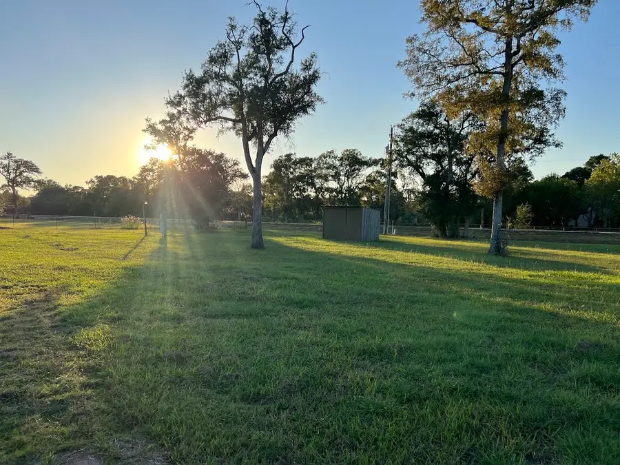 6233 County Road 3, Sweeny, TX 77480 - Image #3