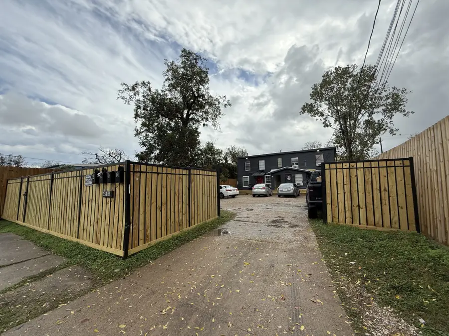 4518 New Orleans Street #4, Houston, TX 77020 - Image #2