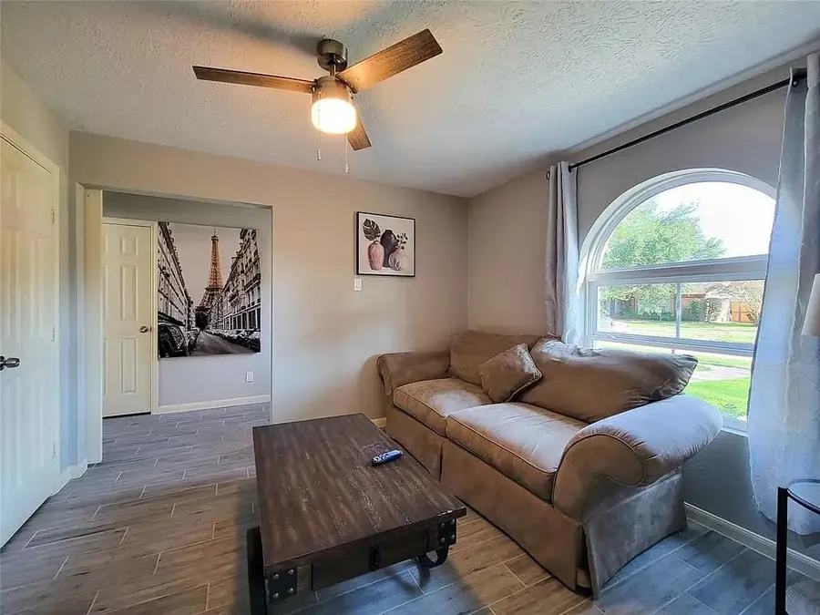 9306 Bankside Drive, Houston, TX 77031 - Image #3