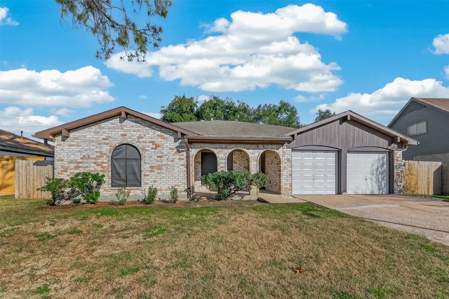 15811 Chimney Rock Road, Missouri City, TX 77489 - #2