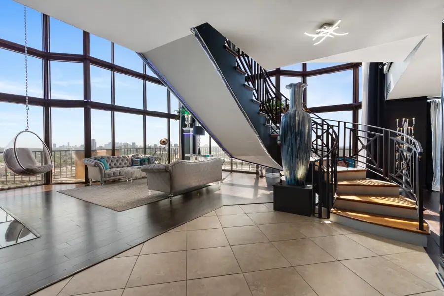 3350 Mccue Road #2404, Houston, TX 77056 - Image #3