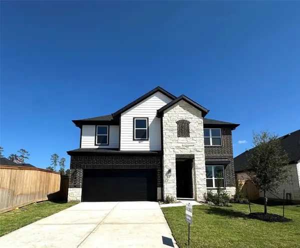 428 Summerset Landing Court, Conroe, TX 77304