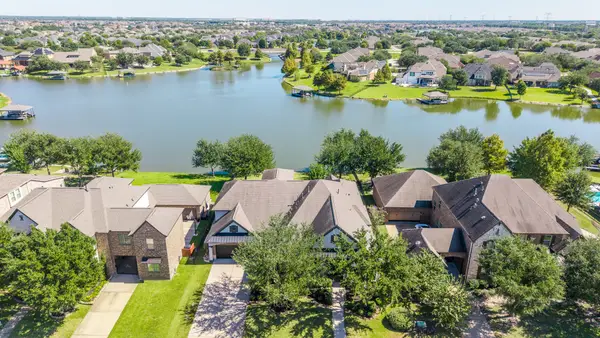 9618 W Pedernales River Drive, Cypress, TX 77433