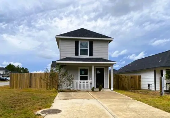 17051 Marie Village Drive, Conroe, TX 77306 - Image #1