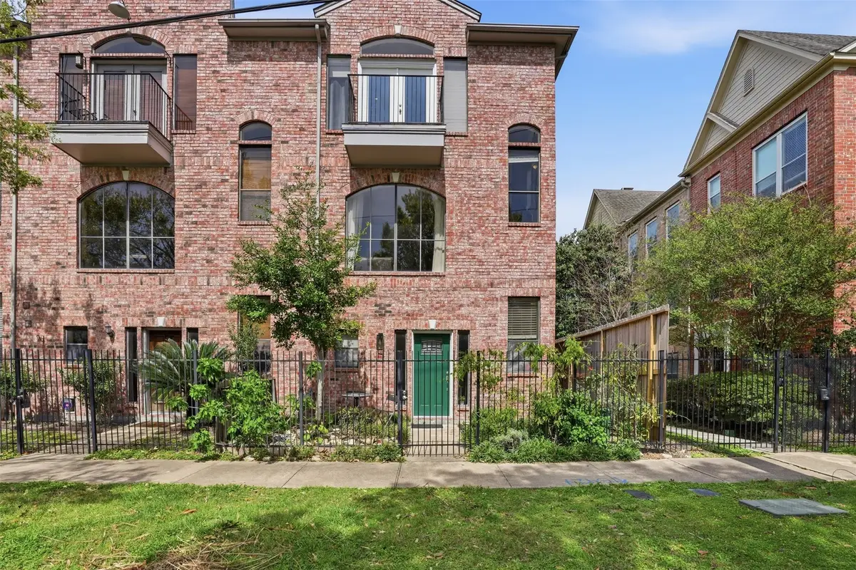 2725 La Branch Street, Houston, TX 77004 - #1