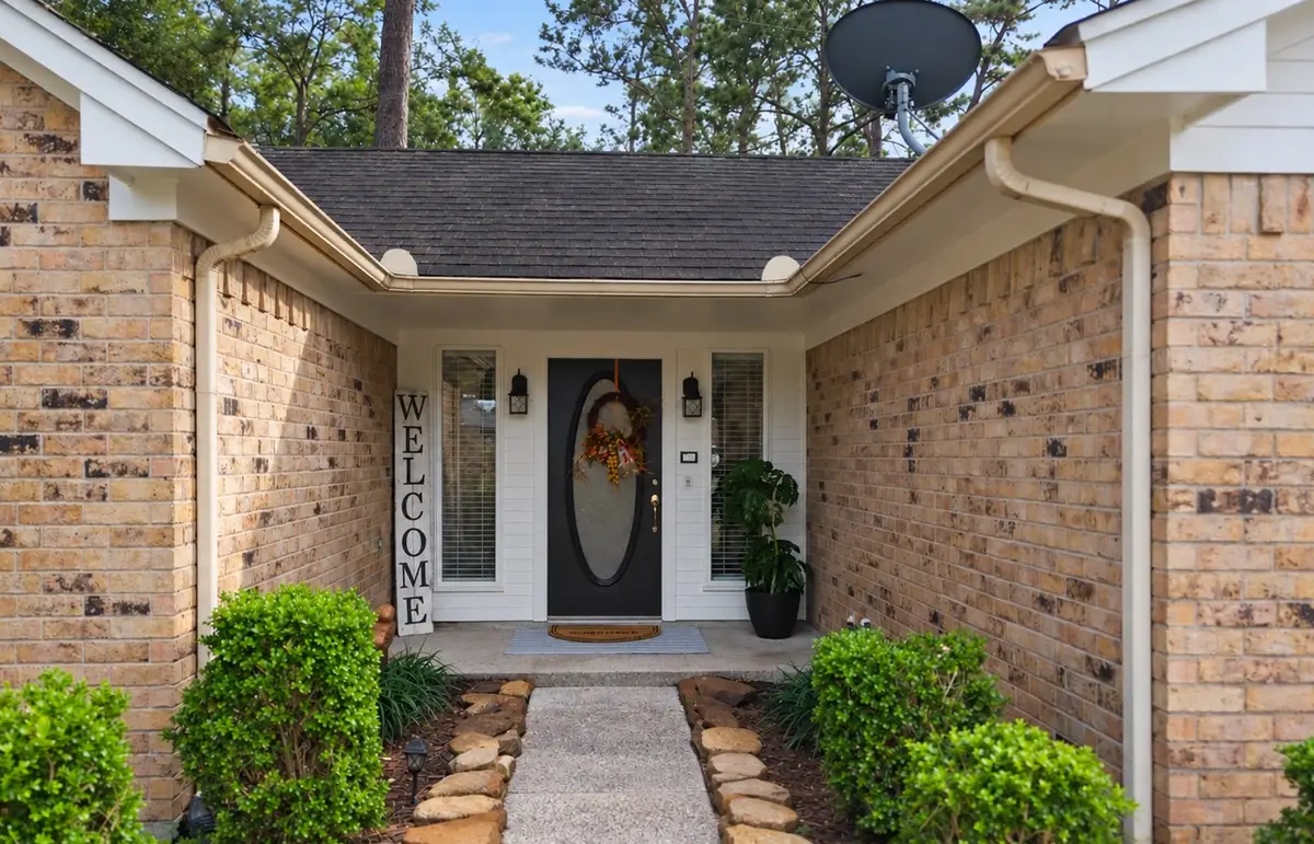 7103 Chinook Street, Baytown, TX 77521 - #1