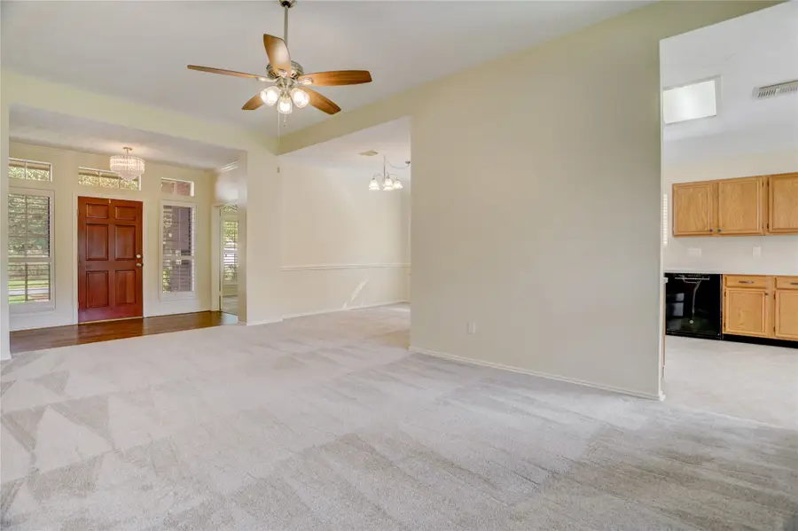 2614 S Peach Hollow Circle Circle, Pearland, TX 77584 - Image #3
