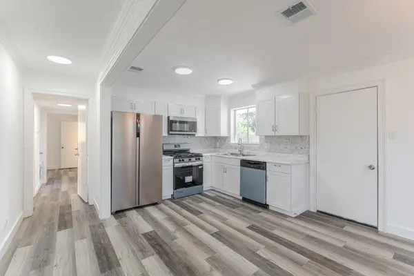 10126 Pine Moss Drive, Houston, TX 77040