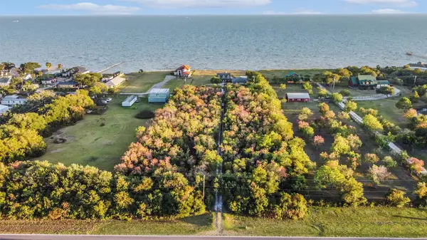 8224 Fm 2354 Road, Beach City, TX 77523