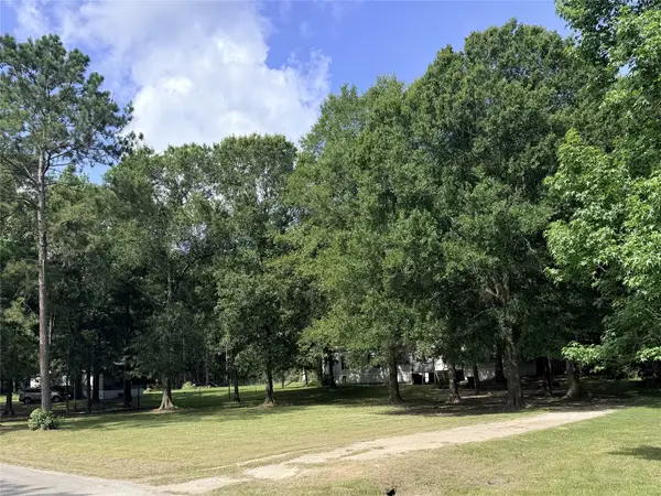 349 County Road 3797, Cleveland, TX 77328