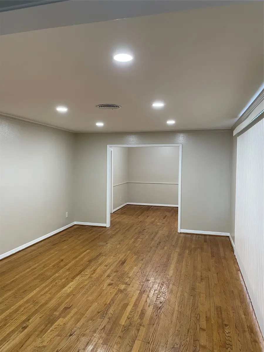 3727 Woodvalley Drive, Houston, TX 77025 - Image #2