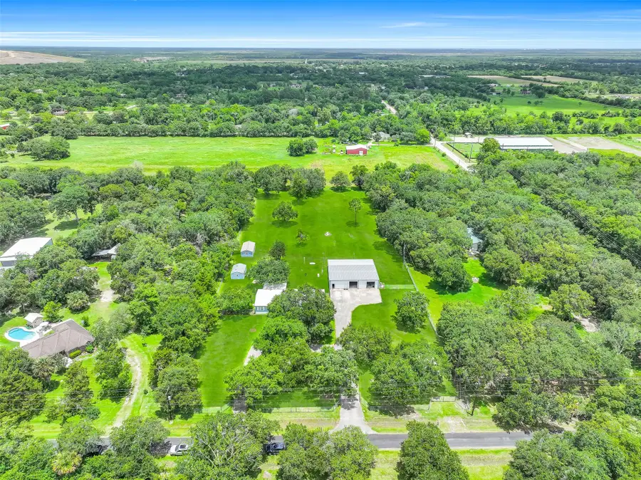 18424 Avenue A, Alvin, TX 77511 - #2