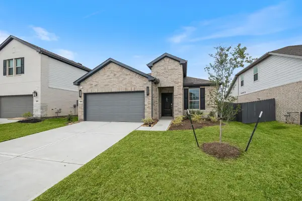 9015 Cedar Crescent Drive, Baytown, TX 77521