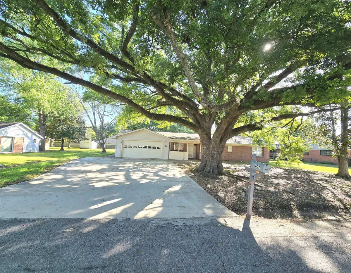 607 S Main Street, Dayton, TX 77535 - #1