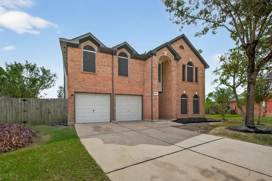 1907 N Thunderwood Circle, Fresno, TX 77545 - Image #2