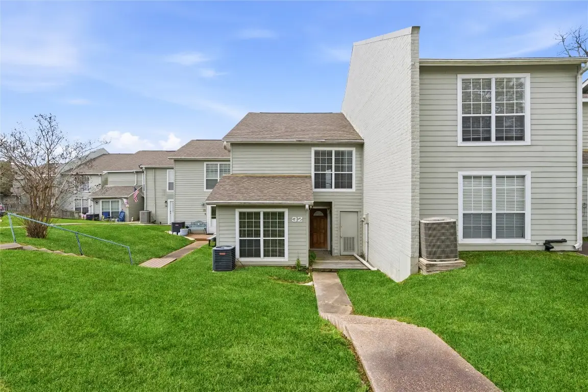 100 Edgewater Drive #32, Livingston, TX 77351 - #1