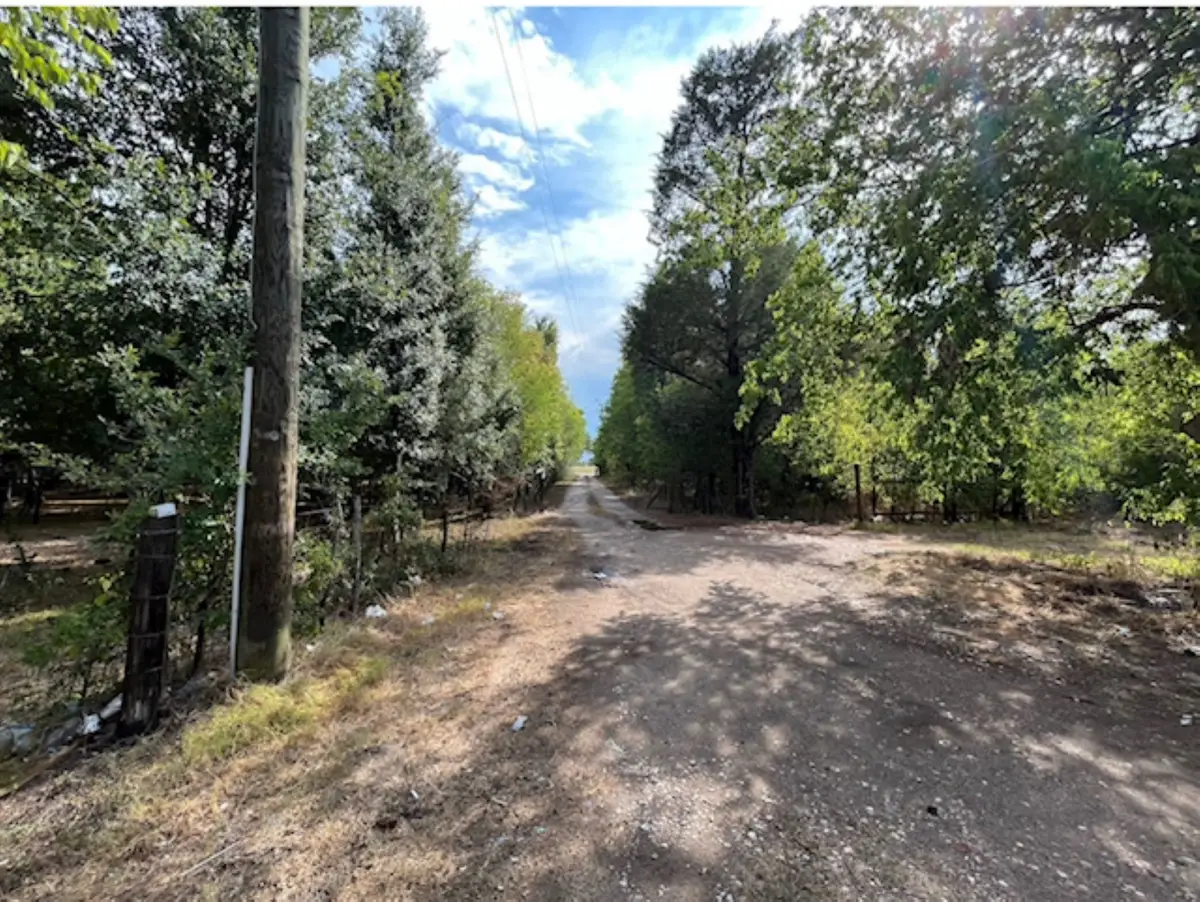 11712 S Fm 1458 Road, Sealy, TX 77474 - Image #1