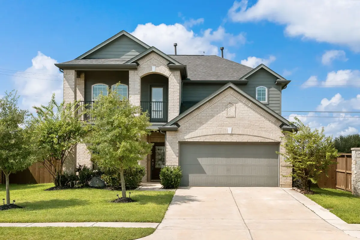 20147 Bushwick Falls Drive, Montgomery, TX 77316 - Image #1