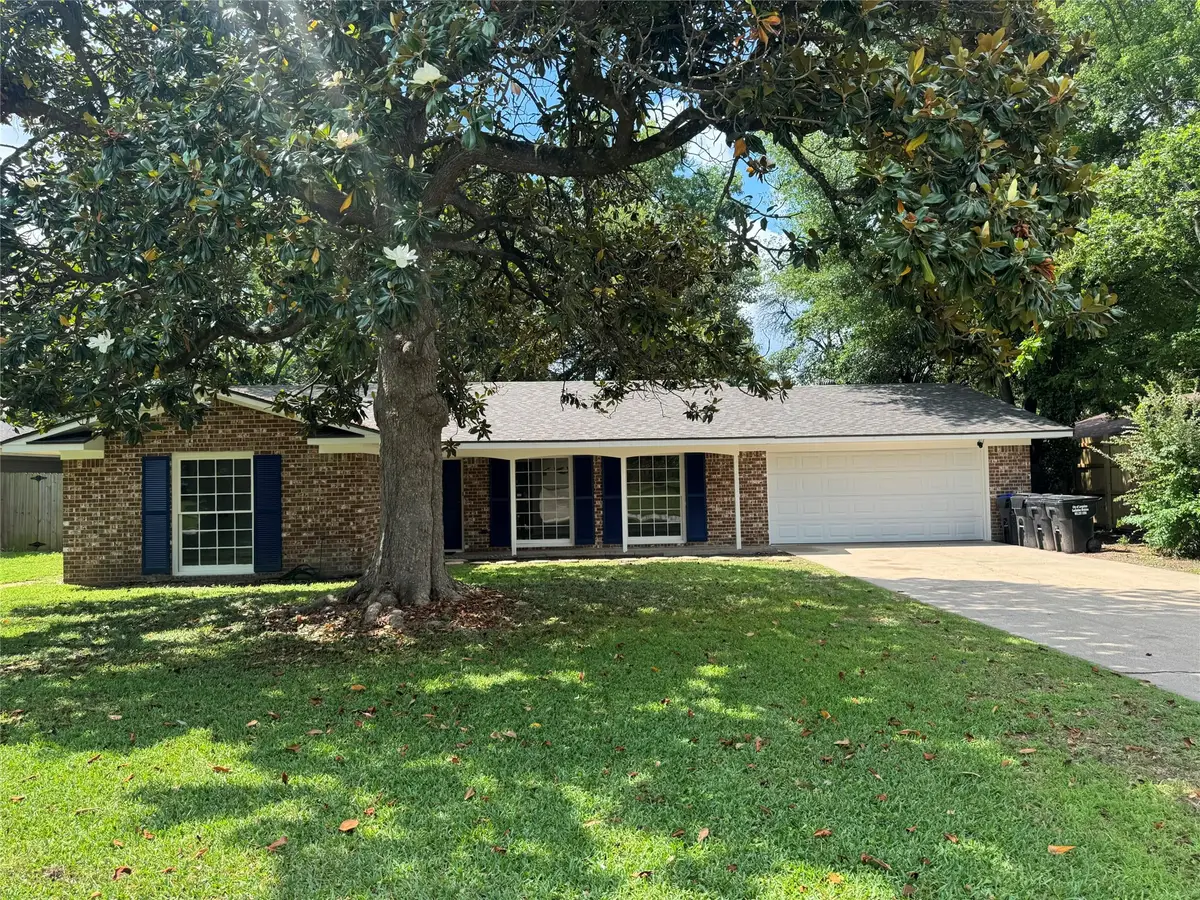 502 Meadowbrook Drive, Longview, TX 75601 - #1
