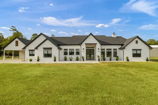 73 County Road 633, Dayton, TX 77535
