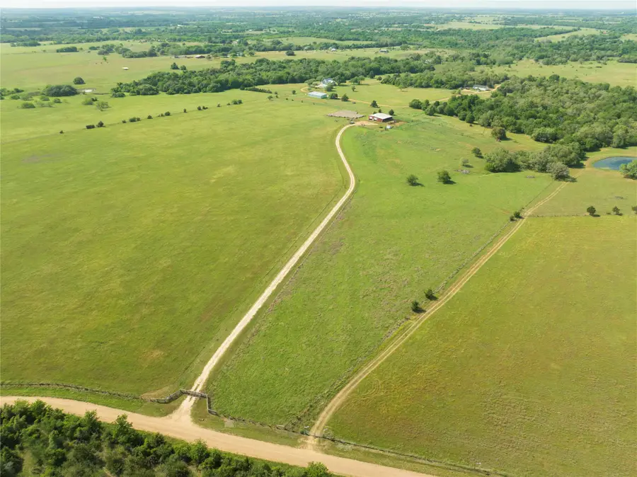 1162 County Road 234b, Hallettsville, TX 77964 - Image #2