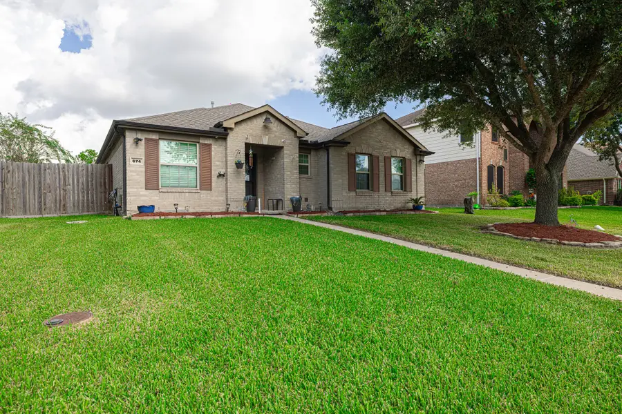 674 Fountain View Lane, League City, TX 77573 - Image #3