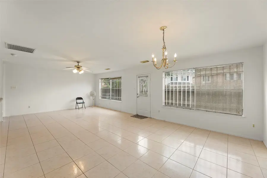 8226 Gold Tee Drive, Houston, TX 77036 - #2