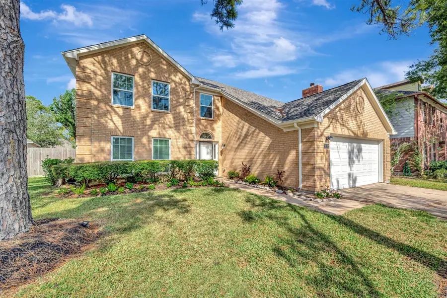 811 Island Meadow Court, Houston, TX 77062 - Image #3