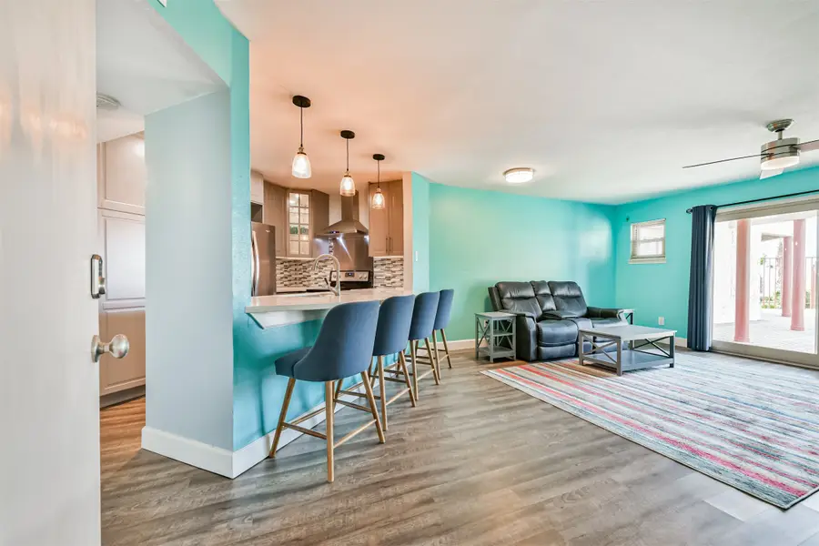 7312 Seawall Boulevard #115, Galveston, TX 77551 - #3