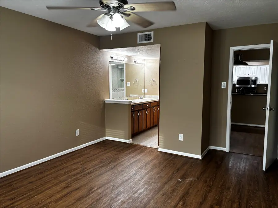 4001 Nasa Parkway #133, El Lago, TX 77586 - #2