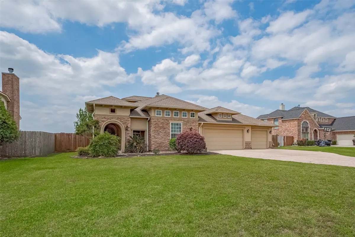 18890 Serene Water Drive, Montgomery, TX 77356 - Image #1