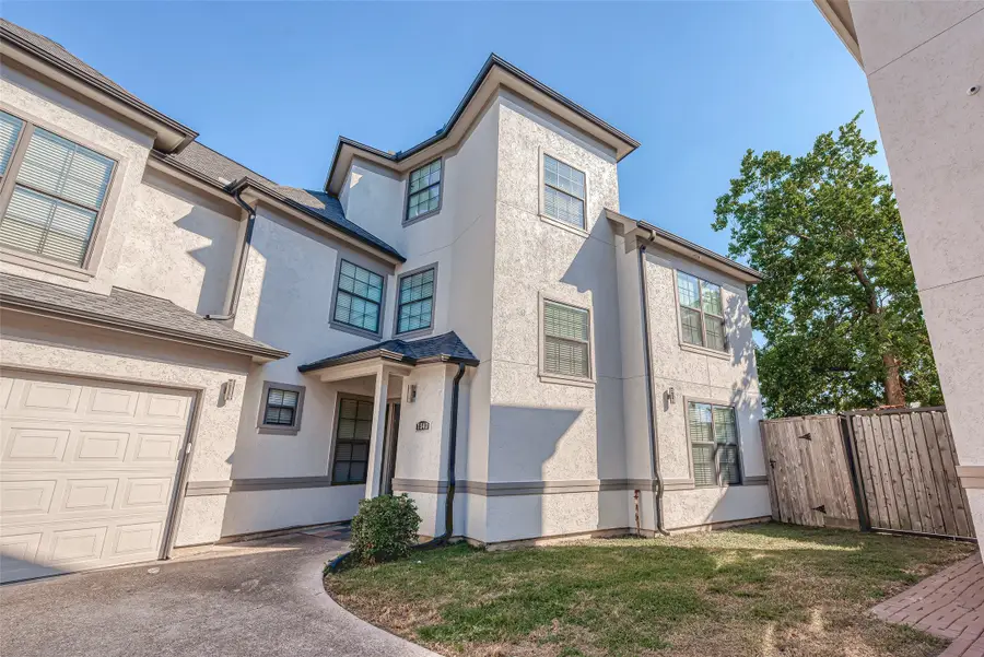 7543 Highmeadow Drive, Houston, TX 77063 - Image #3