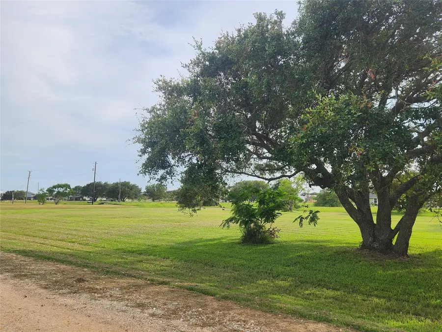 Lot 1434, 1435, 1436 Arrowhead Drive, Palacios, TX 77465 - Image #3