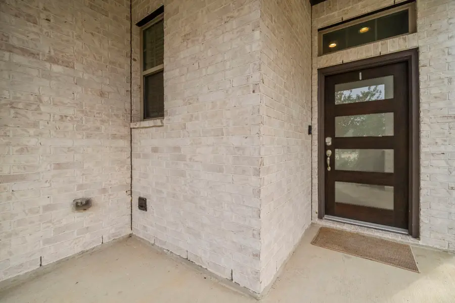 248 Crest Edge Street, Montgomery, TX 77316 - Image #2