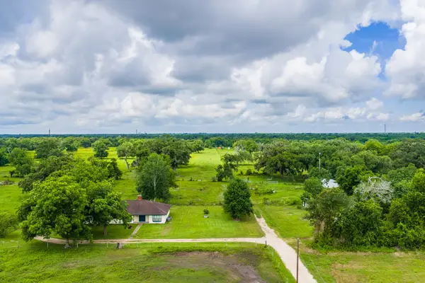 8854 Fm 524 Road, Sweeny, TX 77480