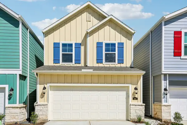 633 Sand Dollar Drive, Kemah, TX 77565