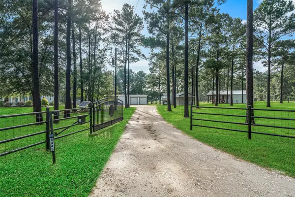 5345 Deep Forest Trail, Navasota, TX 77868