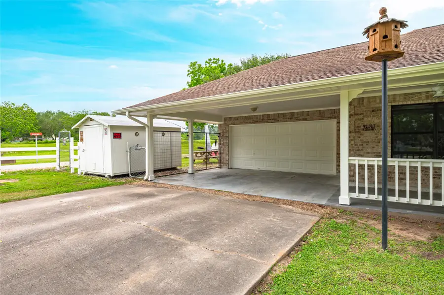 2517 Avenue L, Santa Fe, TX 77510 - #3