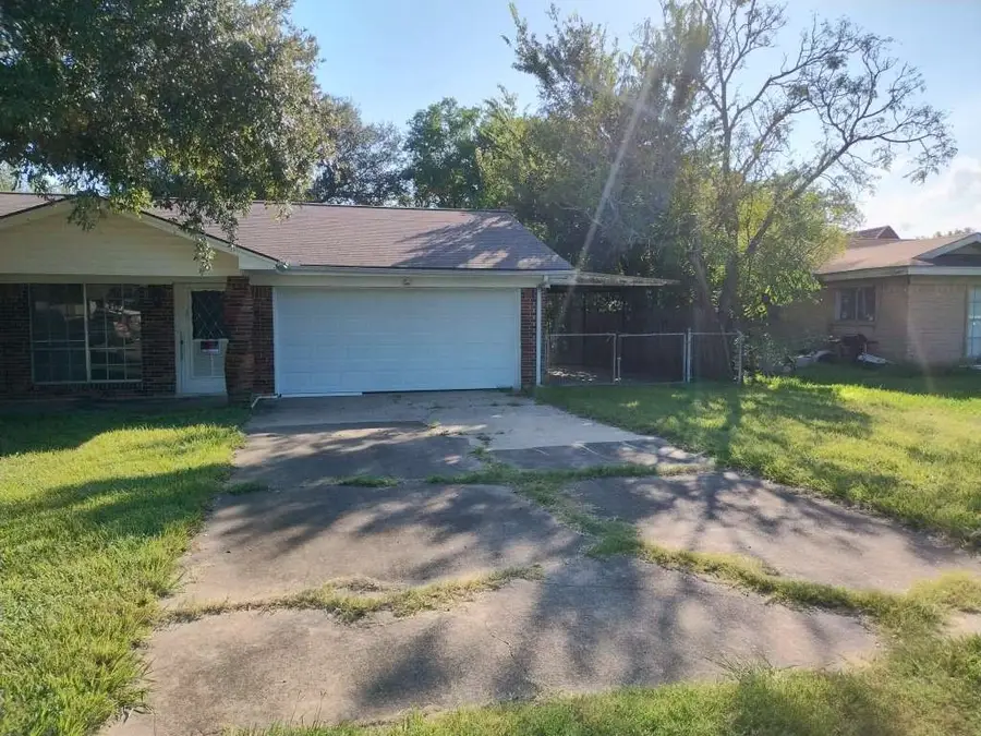 105 Newcastle Street, Victoria, TX 77905 - Image #2