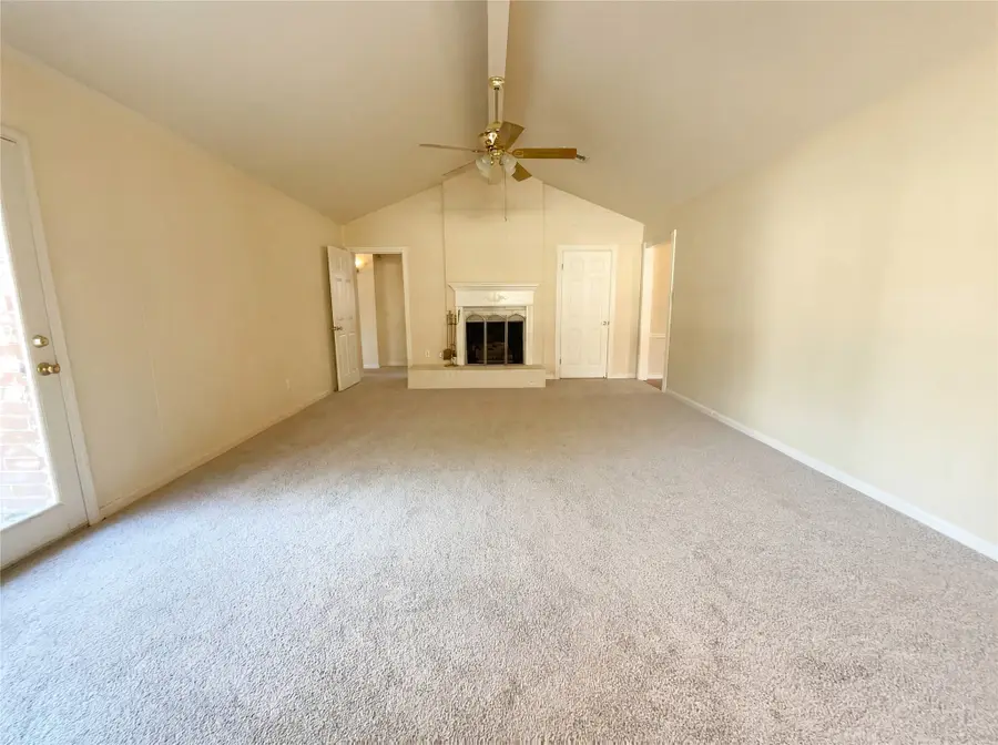 6603 Glenn Lakes Drive, Houston, TX 77069 - #3