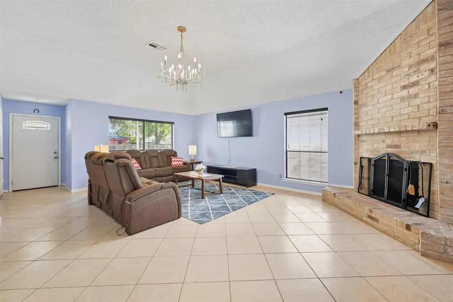 6310 Manx Street, Houston, TX 77083 - Image #2