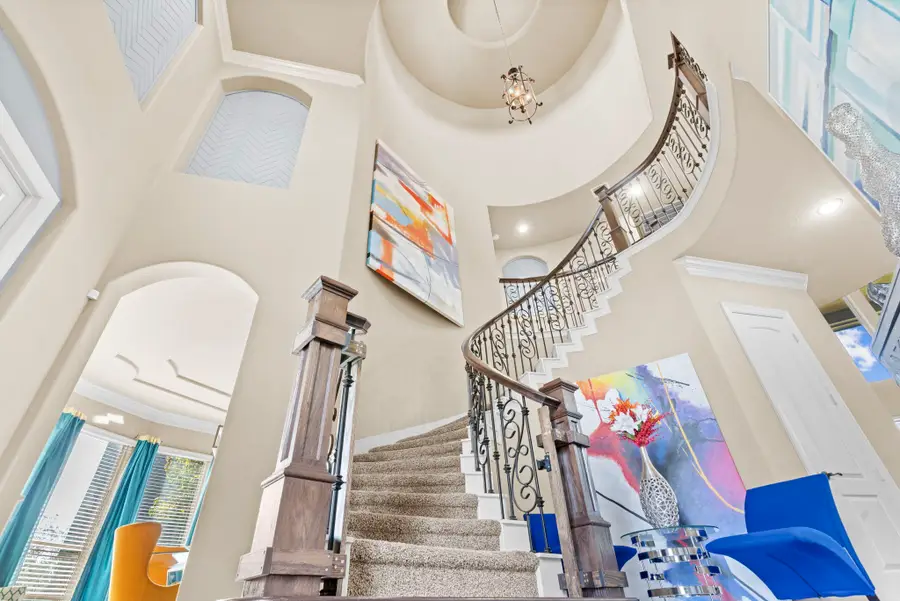 114 Tehama Place, Montgomery, TX 77316 - Image #2