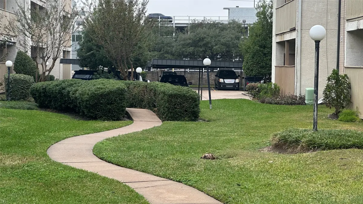 8421 Hearth Drive, Houston, TX 77054 - Image #1