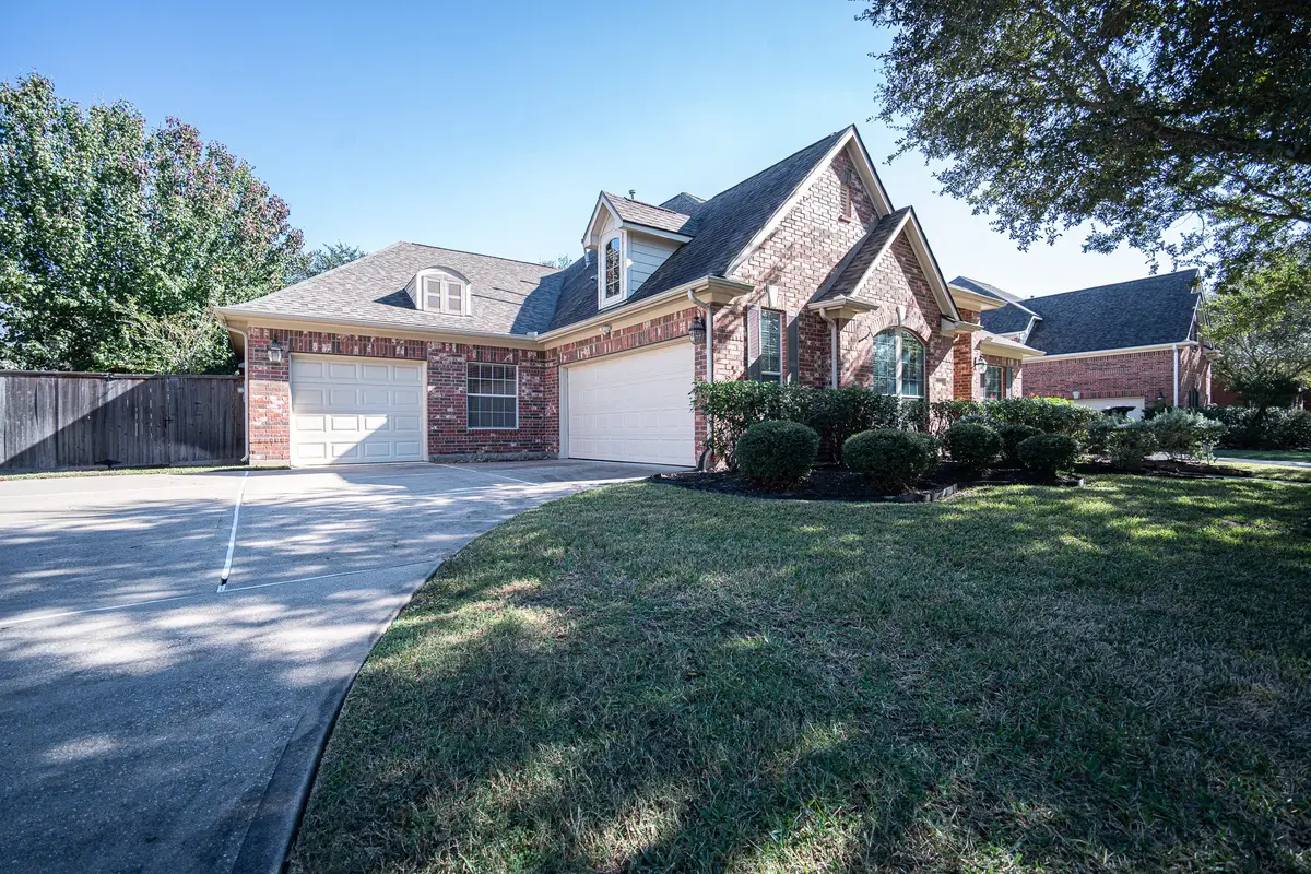 8303 Crescent Knolls Drive, Richmond, TX 77406 - #1