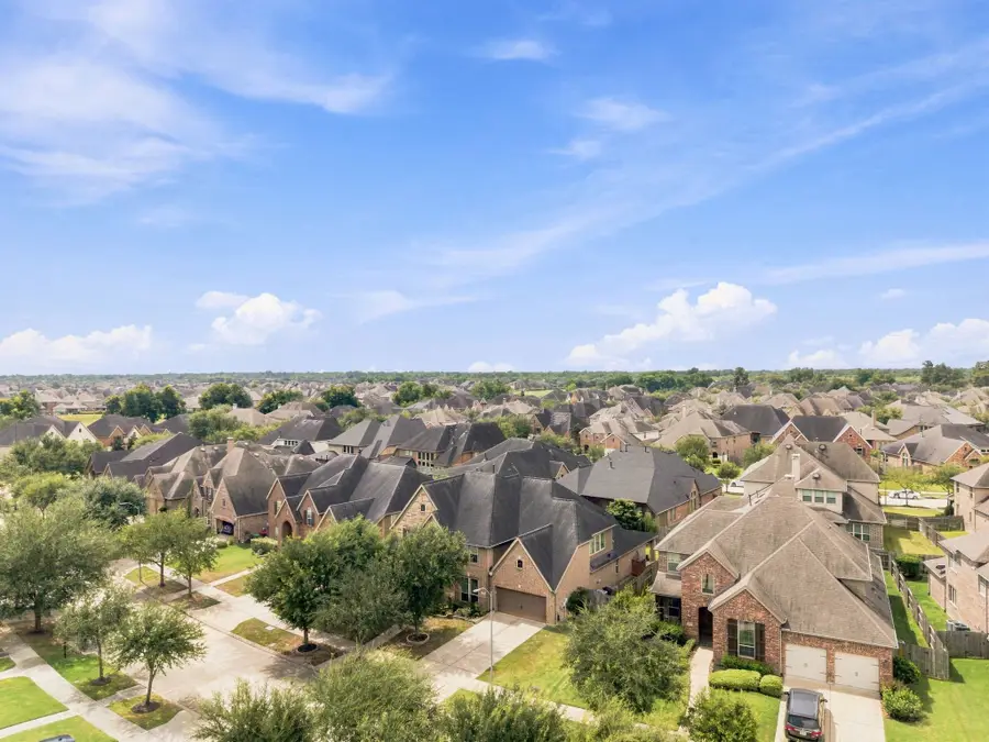 3923 Pebble Heights Lane, Sugar Land, TX 77479 - #3
