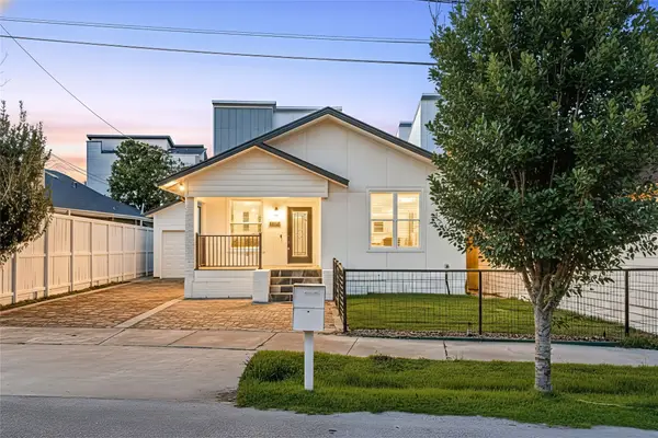 110 Kendall Street, Houston, TX 77003