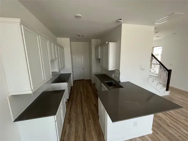 2219 Via Isa Lane, Houston, TX 77051