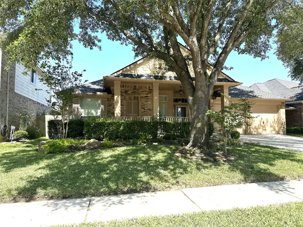 26026 Mills Ridge Court, Kingwood, TX 77339