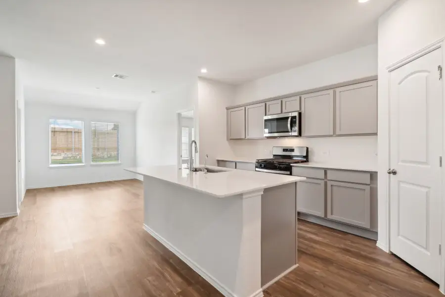 27511 Serene Pine Drive, Magnolia, TX 77355 - Image #3