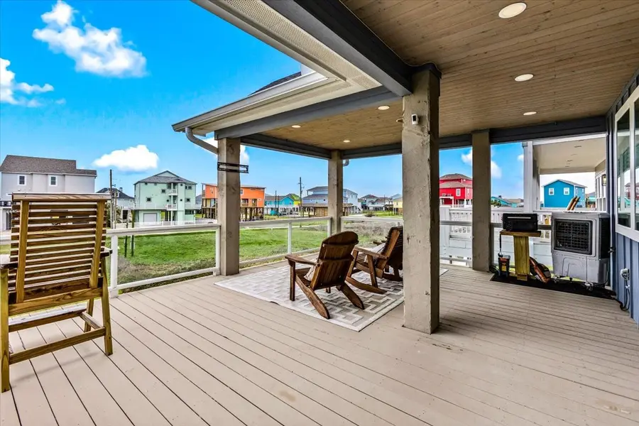 1990 Royalville Court, Crystal Beach, TX 77650 - #2